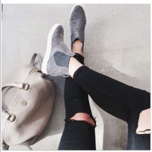 Vince Newlyn Suede Gray High Top Sneakers 8M